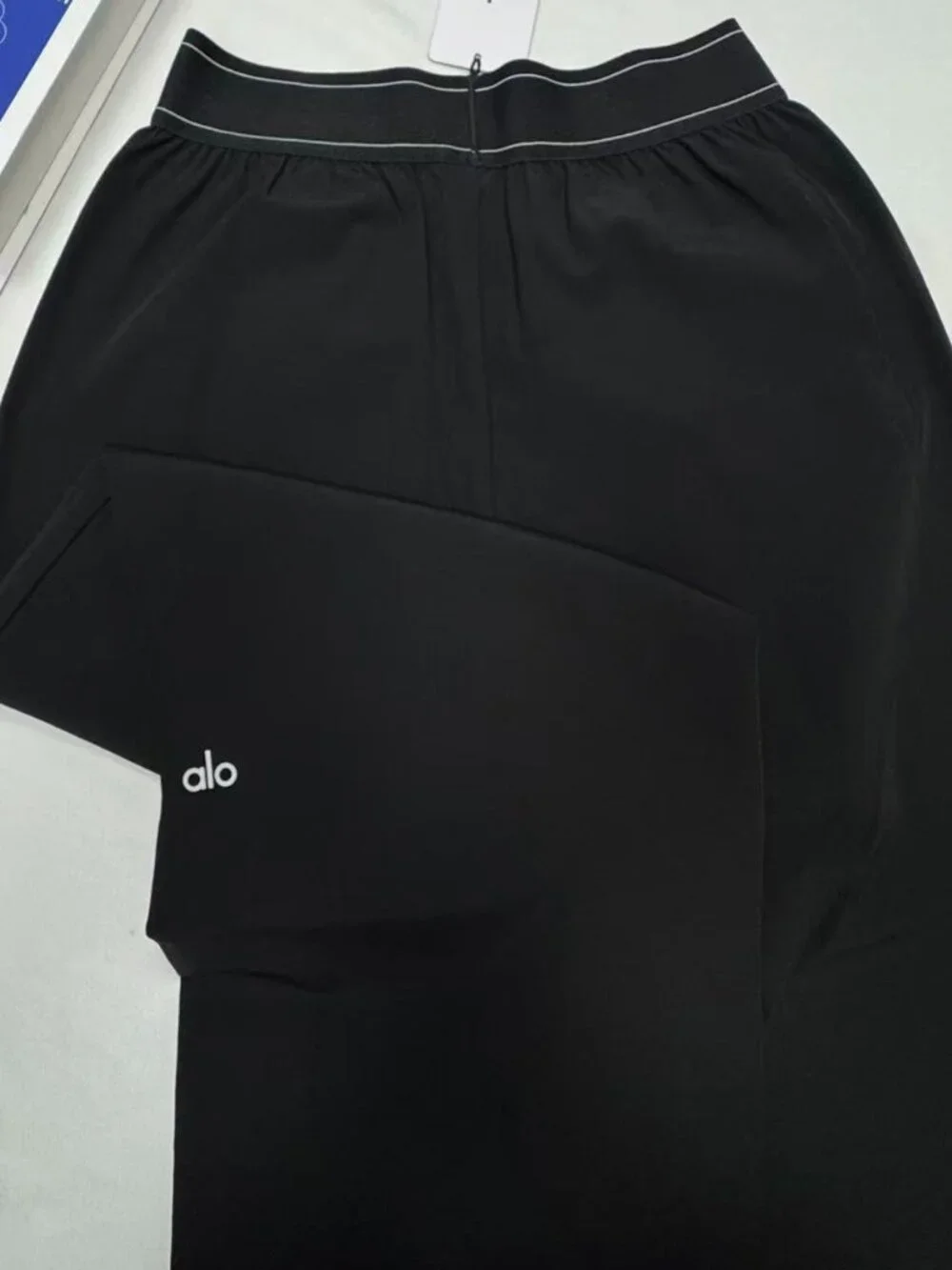 Alo Yoga Suit Up Trouser Size M，Womens Black Pants Alo Pants Brand New